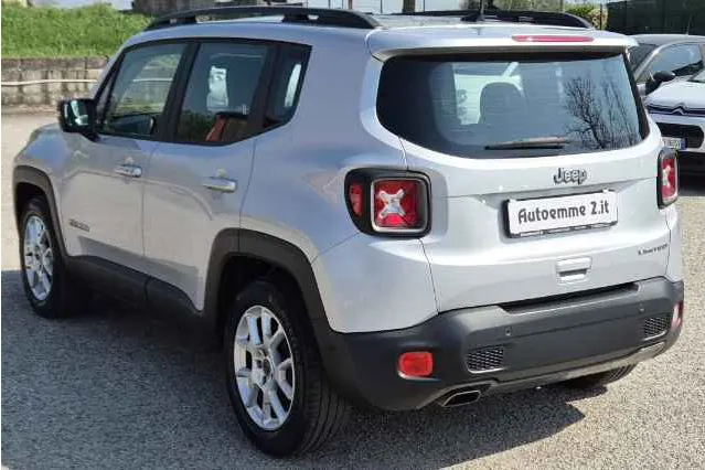 Jeep Renegade - Immagine 8