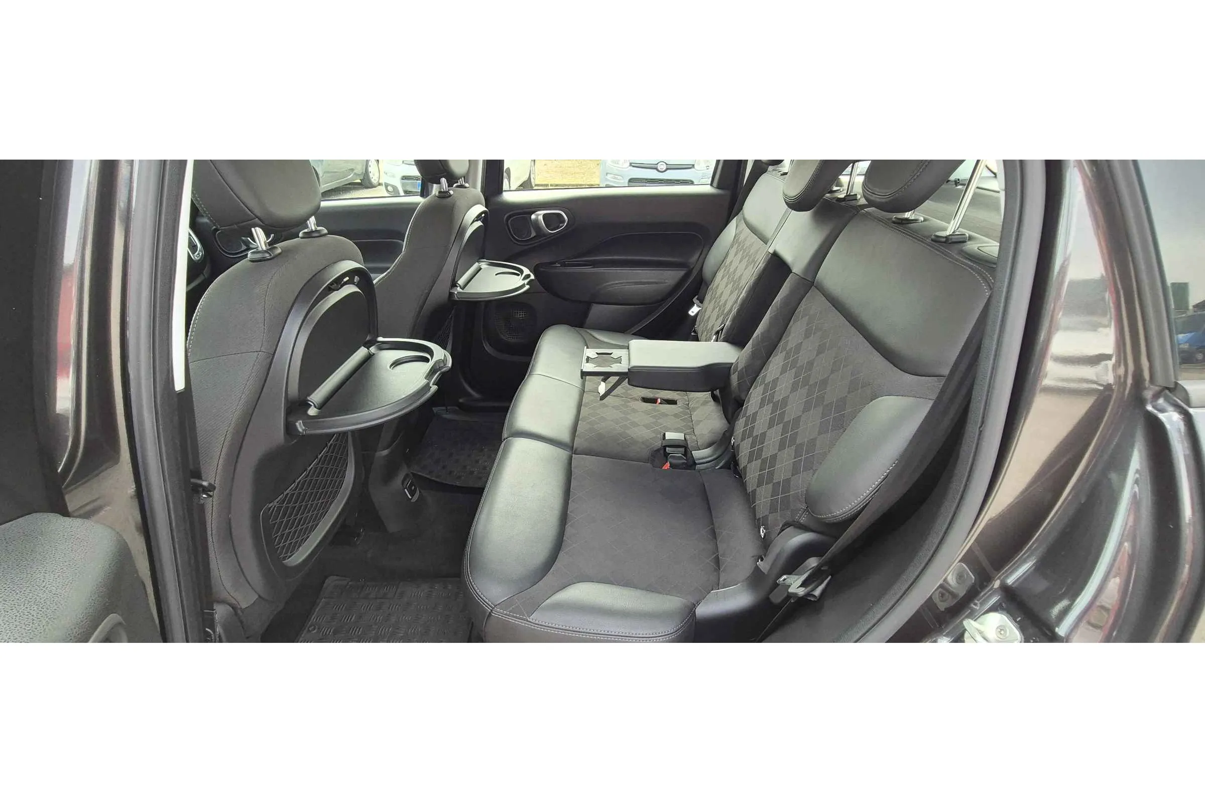 Fiat 500L - Immagine 10