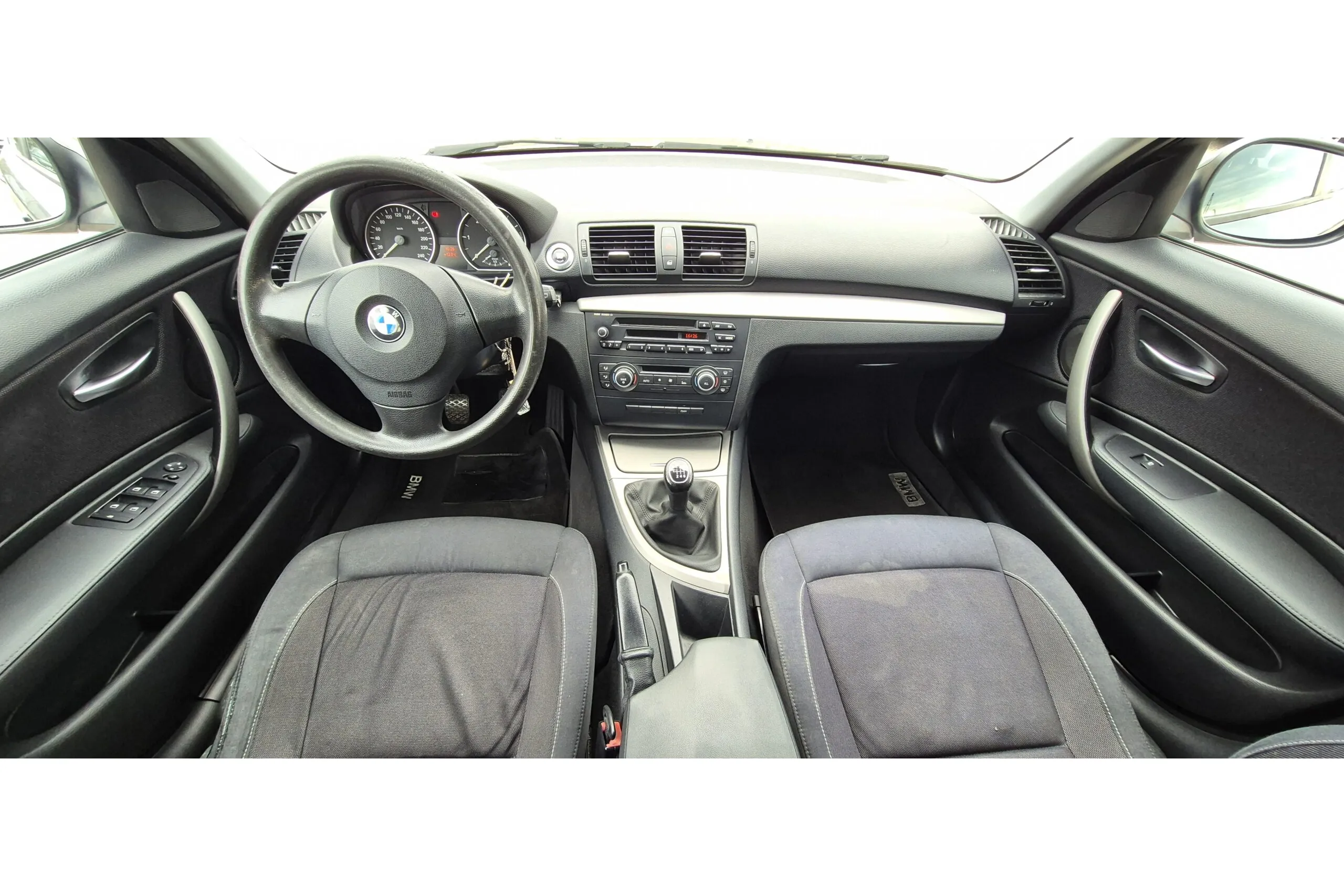 BMW 116D - Immagine 8