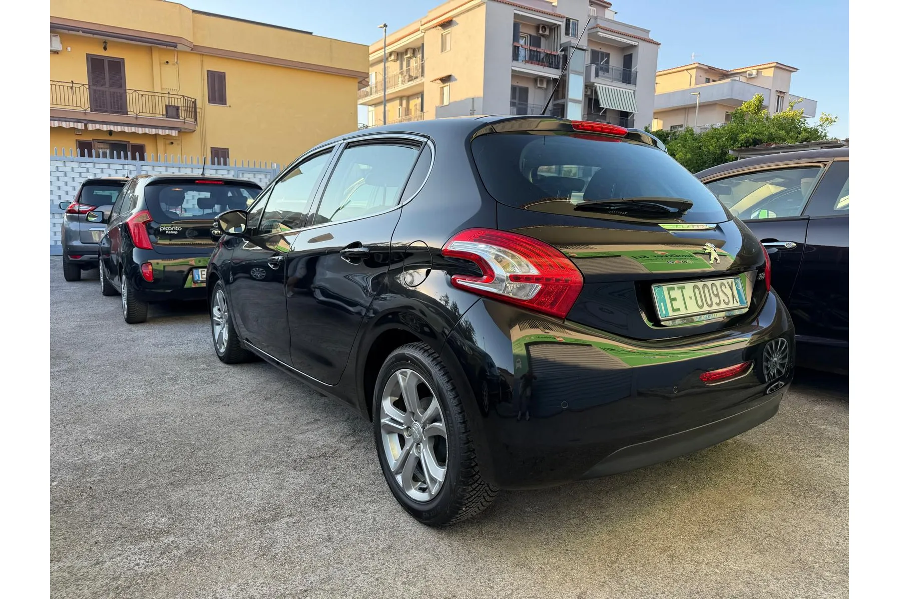 Peugeot 208 - Immagine 3